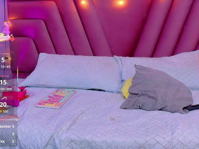 Live sex webcam photo for Beautifulskinny18 #291762520