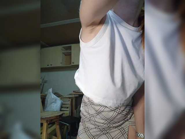 Live sex webcam photo for BeautyTriple #278280574