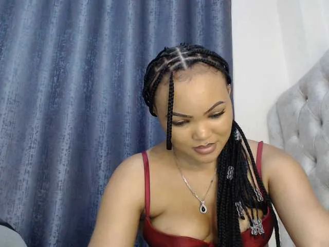 Live sex webcam photo for Beautystar12 #291166711