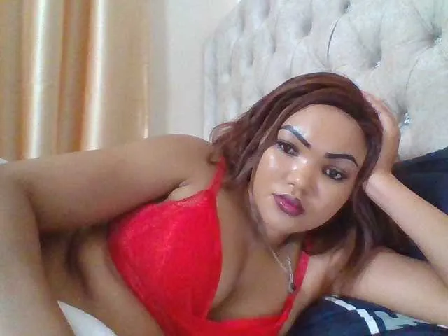 Live sex webcam photo for Beautystar12 #292148933