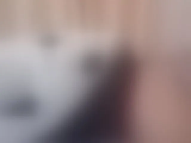 Live sex webcam photo for Beautystar12 #293019680