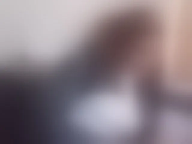 Live sex webcam photo for Beautystar12 #293317334