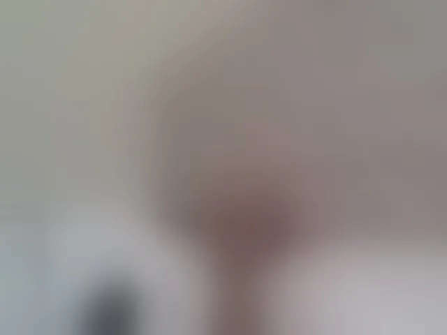 Live sex webcam photo for Beautystar12 #293820760