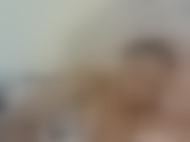 Live sex webcam photo for Beautystar12 #294125711
