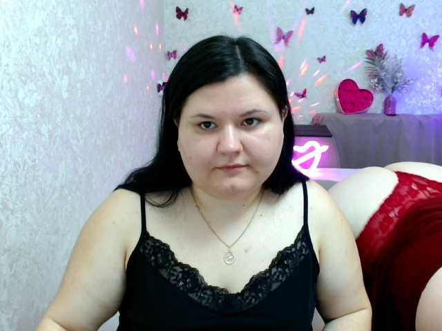 Live sex webcam photo for BeckyAndEllen #290695949