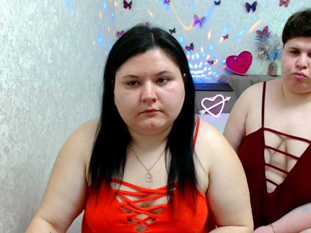 Live sex webcam photo for BeckyAndEllen #290821084