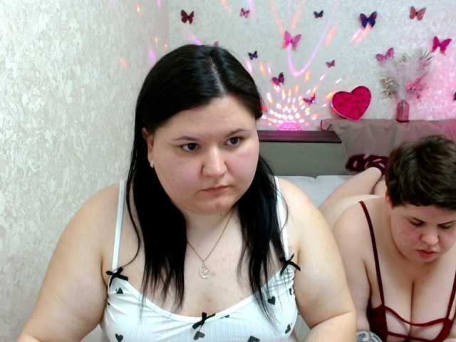 Live sex webcam photo for BeckyAndEllen #290869460