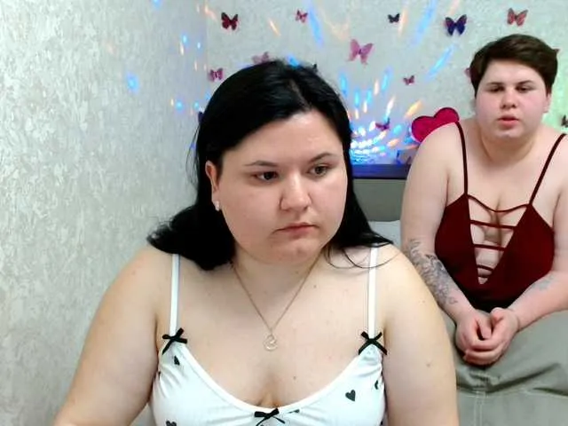 Live sex webcam photo for BeckyAndEllen #291038808