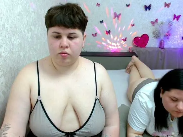 Live sex webcam photo for BeckyAndEllen #291091104