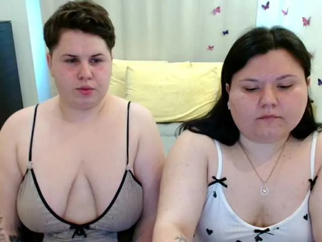 Live sex webcam photo for BeckyAndEllen #291300053