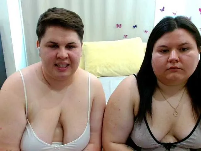 Live sex webcam photo for BeckyAndEllen #291766555