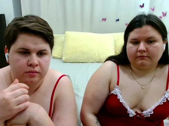 Live sex webcam photo for BeckyAndEllen #291909750