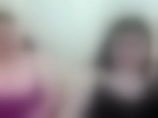 Live sex webcam photo for BeckyAndEllen #292936395