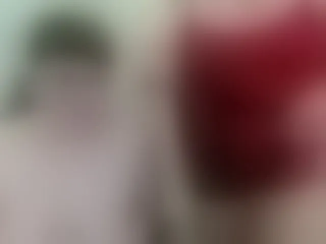 Live sex webcam photo for BeckyAndEllen #293371072