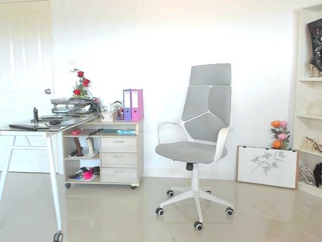 Live sex webcam photo for Beebeethai #272129814