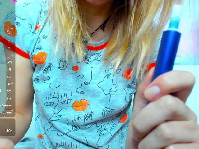 Live sex webcam photo for Beellami #290359335