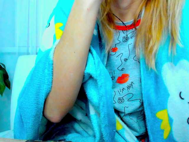 Live sex webcam photo for Beellami #290373657