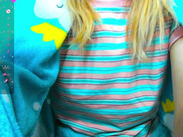 Live sex webcam photo for Beellami #290493480