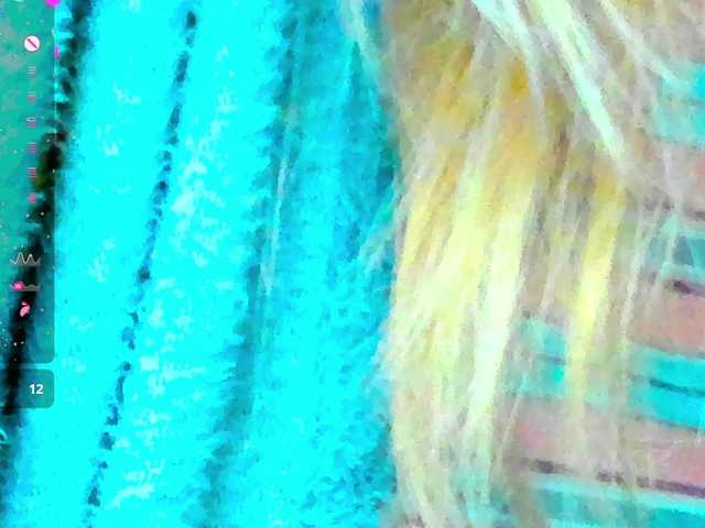 Live sex webcam photo for Beellami #290511776