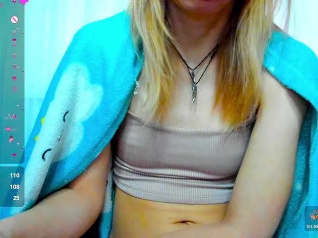 Live sex webcam photo for Beellami #290881775