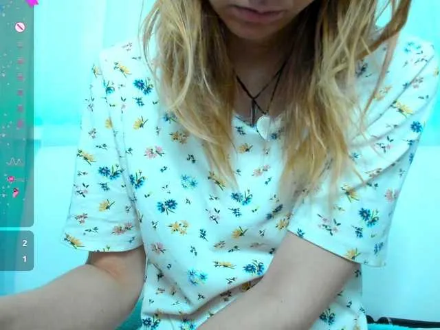 Live sex webcam photo for Beellami #291130027