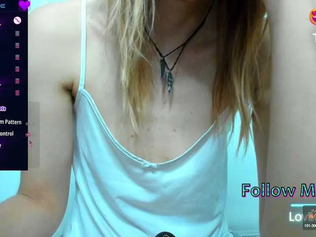 Live sex webcam photo for Beellami #291237238