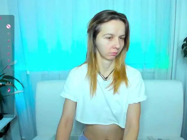 Live sex webcam photo for Beellami #292289679