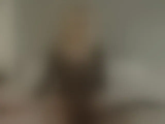 Live sex webcam photo for Bella-J #293891617