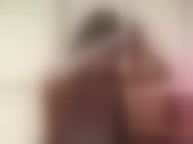 Live sex webcam photo for Bella-Rosee4u #294303977