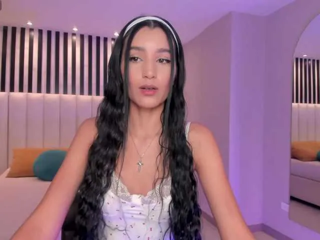 Live sex webcam photo for BellaCarteer #290248977