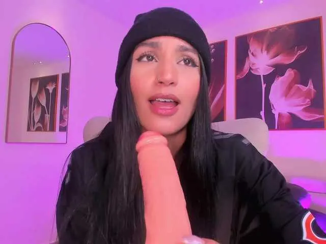 Live sex webcam photo for BellaCarteer #290417139