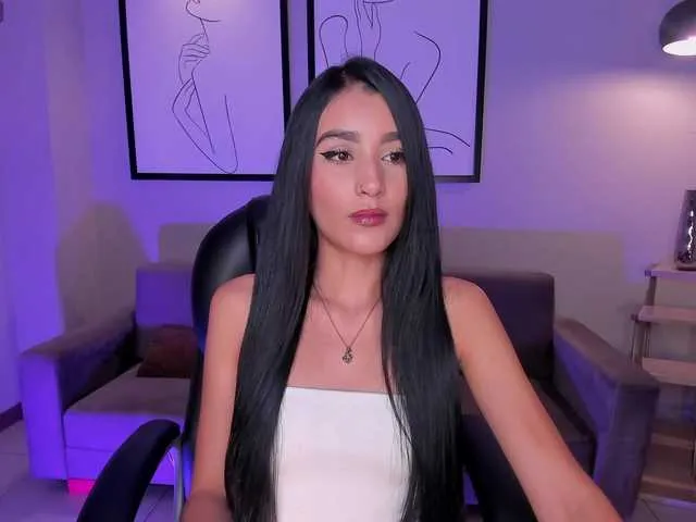 Live sex webcam photo for BellaCarteer #291272333