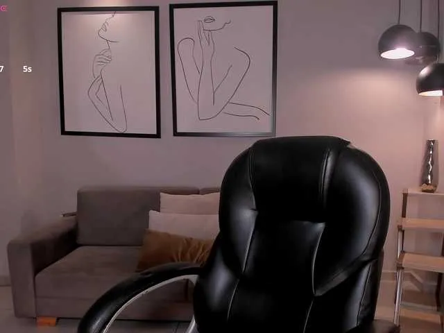 Live sex webcam photo for BellaCarteer #291682545