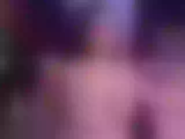 Live sex webcam photo for BellaDoyle #290997585