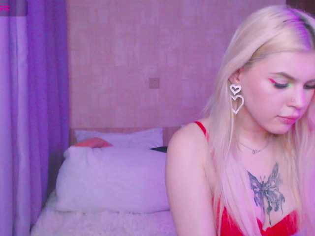 Live sex webcam photo for BellaLilBunny #277034498