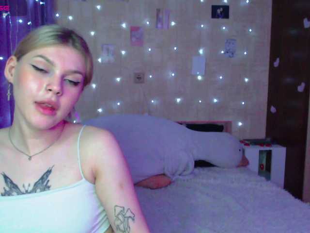 Live sex webcam photo for BellaLilBunny #277576278