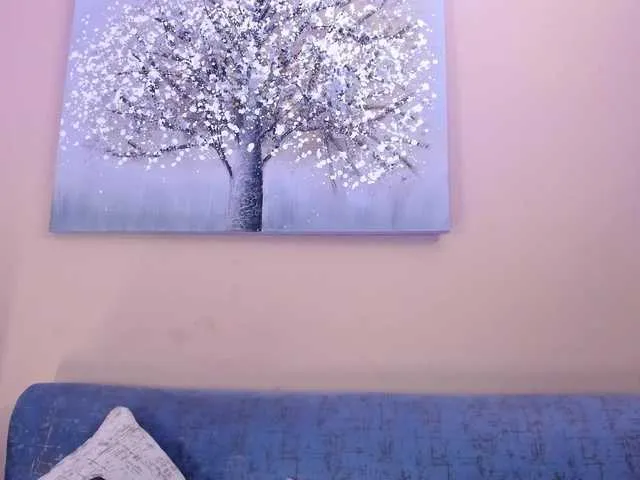 Live sex webcam photo for BellaMarieX #291723502