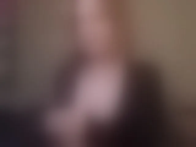 Live sex webcam photo for BellaMrr #291902511