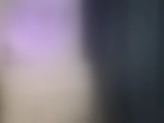 Live sex webcam photo for BellaMrr #293847707