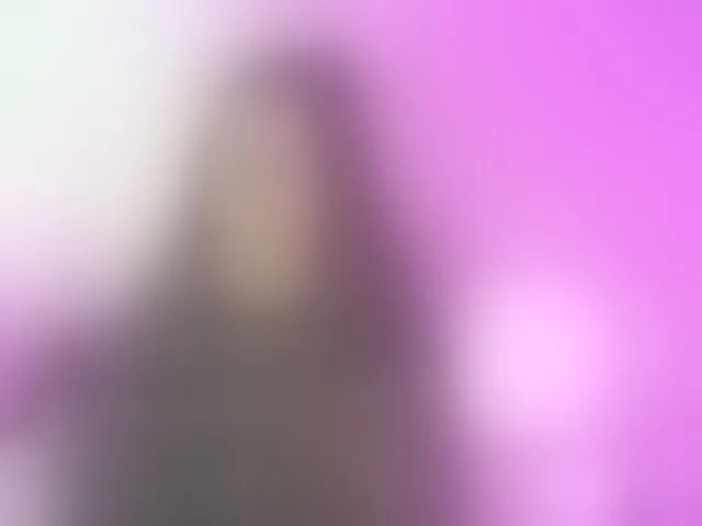 Live sex webcam photo for BellaNoire #292859396