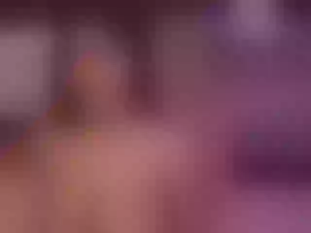 Live sex webcam photo for BellaNoirre #292159060