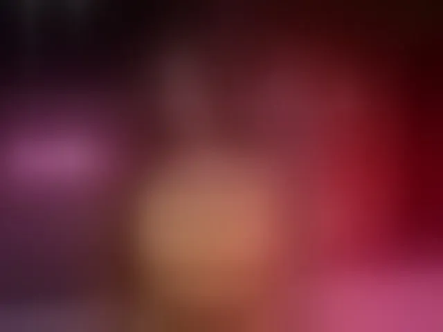 Live sex webcam photo for BellaNoirre #292735523