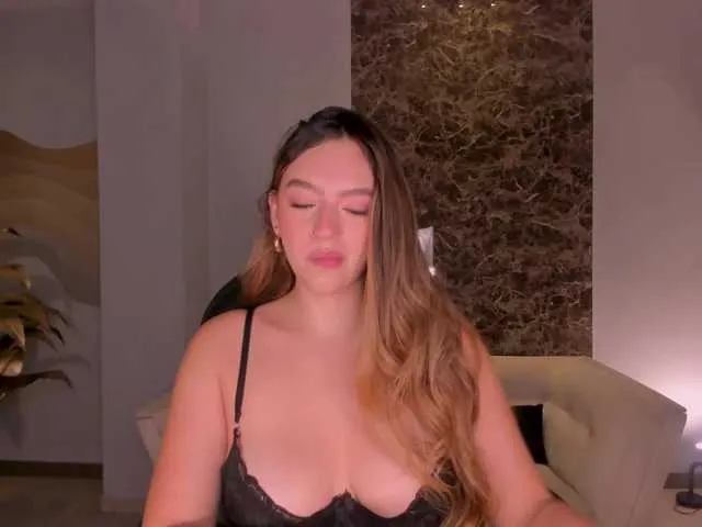 Live sex webcam photo for BellaRose #293106803