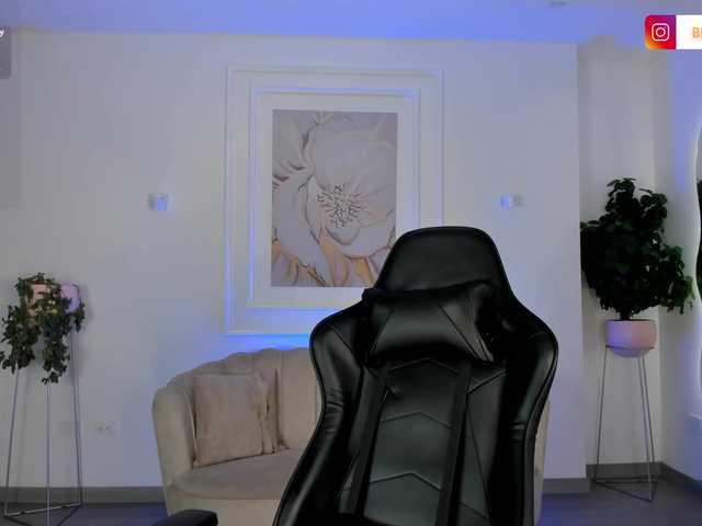 Live sex webcam photo for BellaRossi #290918931