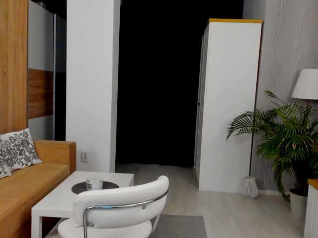 Live sex webcam photo for BellaaDona #292405208