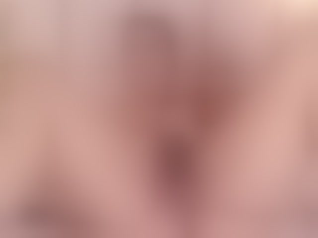 Live sex webcam photo for BellaaGrace #294041189