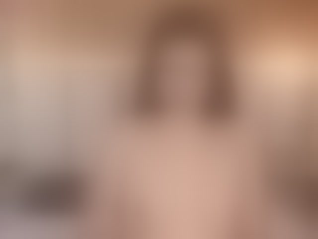 Live sex webcam photo for BellaaGrace #294070824