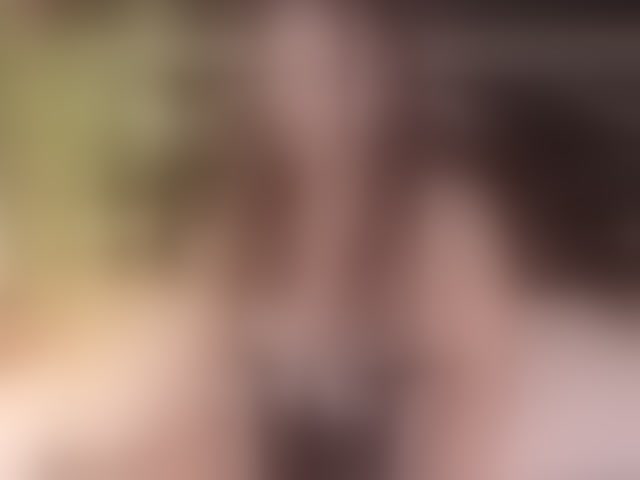 Live sex webcam photo for BellaaGrace #294175595