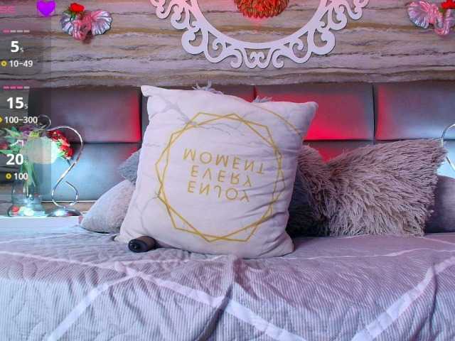 Live sex webcam photo for Bellasalvatore #290635601