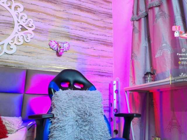 Live sex webcam photo for Bellasalvatore #291962028